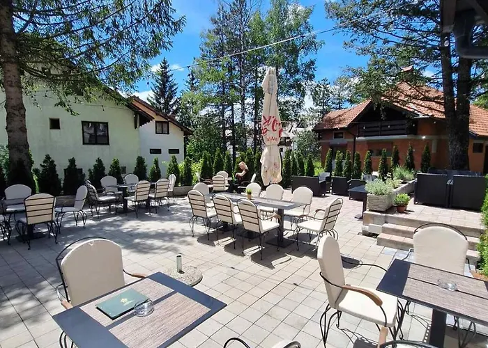 Aura26 * 兹拉蒂博尔